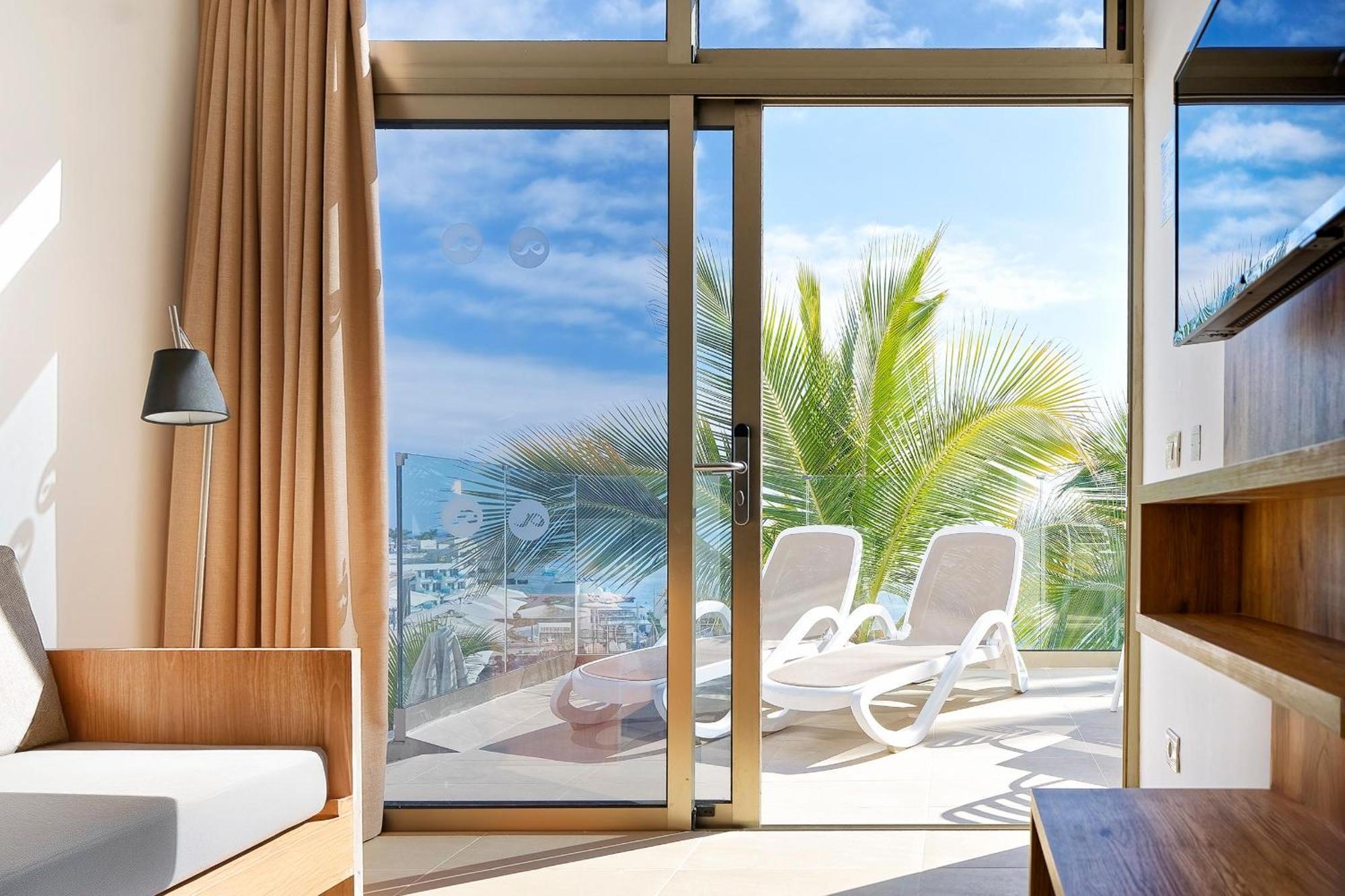 Classic One Bedroom Apartment Balcony Limited Sea View